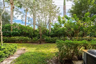 4652 Horseshoe Circle, Davie, FL 33328 - Photo 35