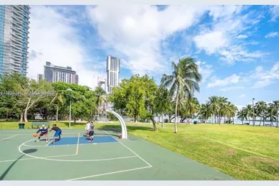 1900 N Bayshore Dr #3705, Miami, FL 33132 - Photo 35