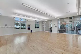 1900 N Bayshore Dr, Miami, FL 33132 - Photo 9