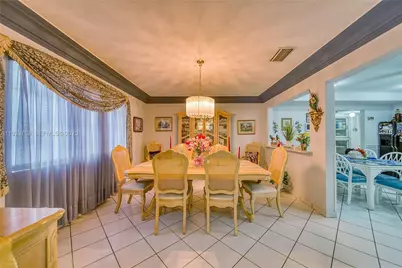 3585 SW 107th Ct, Miami, FL 33165 - Photo 27