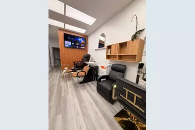 806 NE 125th St, North Miami, FL 33161 - Photo 5