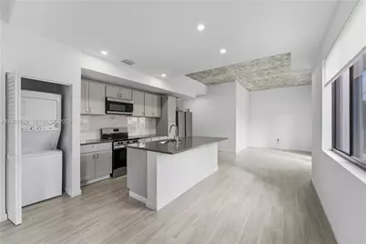 1393 NW 31st St #A, Miami, FL 33142 - Photo 5