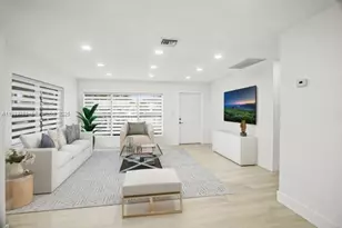 770 NW 38th St, Oakland Park, FL 33309 - Photo 9