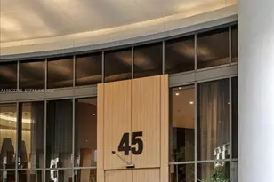 45 SW 9th St, Miami, FL 33130 - Photo 27