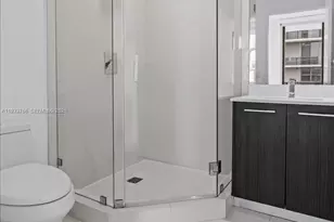 45 SW 9th St, Miami, FL 33130 - Photo 51