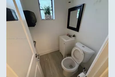 For Sale SW Restaurant, Miami, FL 33166 - Photo 11