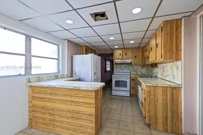 7515 SW 32nd St, Miami, FL 33155 - Photo 5