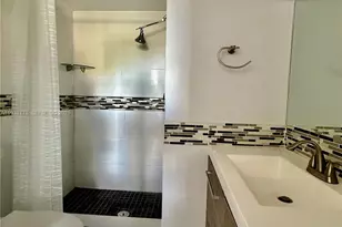 8350 Sunrise Lakes Blvd, Sunrise, FL 33322 - Photo 7