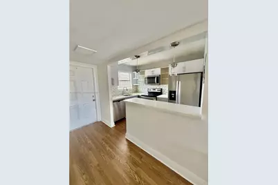 8350 Sunrise Lakes Blvd #202, Sunrise, FL 33322 - Photo 5