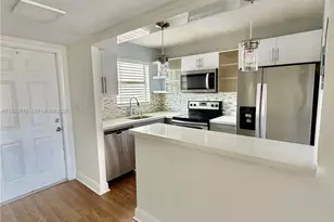 8350 Sunrise Lakes Blvd, Sunrise, FL 33322 - Photo 5