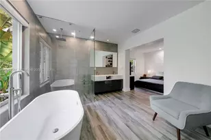 125 NW 88th St, El Portal, FL 33150 - Photo 21