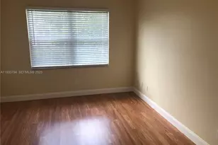 232 S W 122nd Terrace, Pembroke Pines, FL 33025 - Photo 17