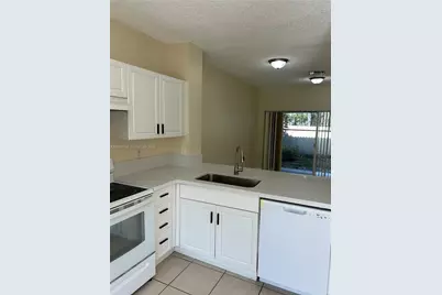 232 SW 122nd Ter #232, Pembroke Pines, FL 33025 - Photo 9
