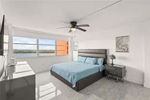 1301 NE Miami Gardens Dr, Miami, FL 33179 - Photo 5