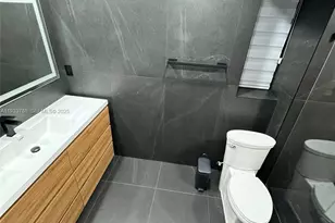 20441 NE 30th Ave, Aventura, FL 33180 - Photo 19