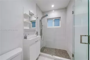 125 NW 88th St, El Portal, FL 33150 - Photo 13