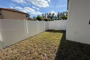 3501 W 92nd Pl, Hialeah, FL 33018 - Photo 23