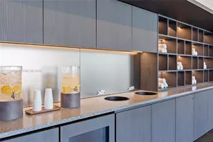 159 NE 6th St, Miami, FL 33132 - Photo 45