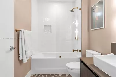 159 NE 6th St #5016, Miami, FL 33132 - Photo 29