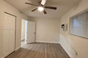 561 NW 113th St, Miami Shores, FL 33168 - Photo 9