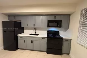 561 NW 113th St, Miami Shores, FL 33168 - Photo 1