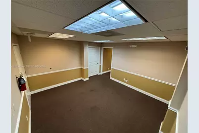 2727 E Oakland Park Blvd #103, Fort Lauderdale, FL 33306 - Photo 3