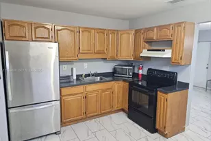9360 SW 168th St, Palmetto Bay, FL 33157 - Photo 13
