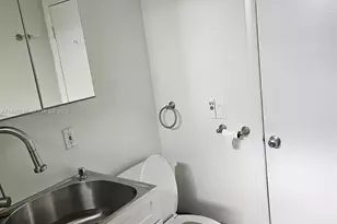 9362 SW 168th St, Palmetto Bay, FL 33157 - Photo 5