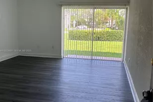 7256 SW 94th Pl, Miami, FL 33173 - Photo 1