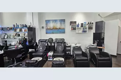 90 SW 3rd St, Miami, FL 33130 - Photo 9