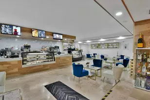 5225 Collins Ave, Miami Beach, FL 33140 - Photo 19