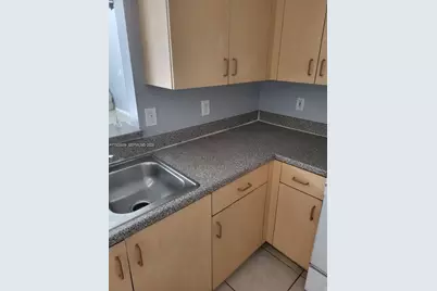 13012 NW 8th St, Pembroke Pines, FL 33028 - Photo 13