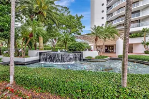 4000 Island Blvd, Aventura, FL 33160 - Photo 61