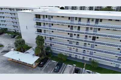 2855 Leonard Dr #H607, Aventura, FL 33160 - Photo 3