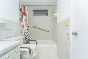 2855 Leonard Dr, Aventura, FL 33160 - Photo 13