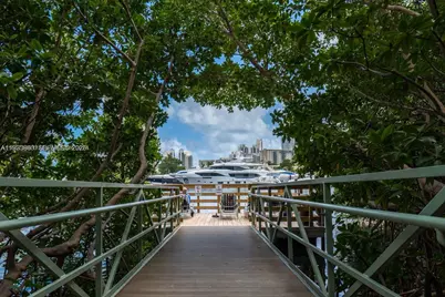 19901 E Country Club Dr #2403, Aventura, FL 33180 - Photo 23