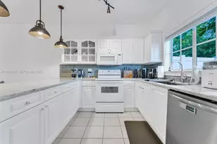 12925 SW 49th Ct, Miramar, FL 33027 - Photo 13