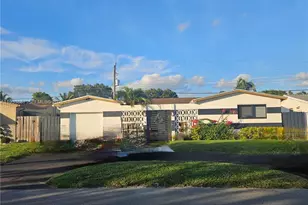 7817 Fairway Blvd, Miramar, FL 33023 - Photo 7