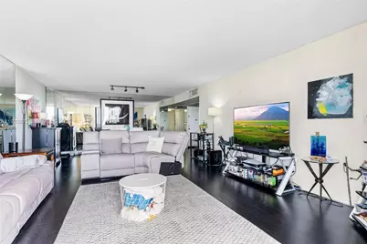 500 Three Islands Blvd #1112, Hallandale Beach, FL 33009 - Photo 5