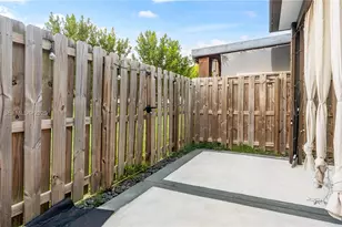 23424 SW 110th Ave, Homestead, FL 33032 - Photo 7