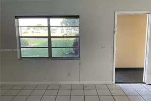 485 Flanders K, Delray Beach, FL 33484 - Photo 3