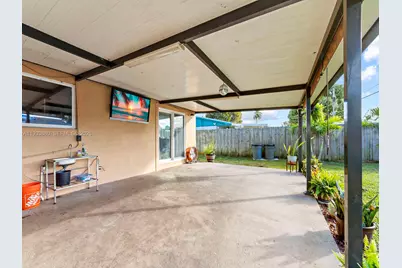 1866 NW 8th Ter, Homestead, FL 33030 - Photo 25