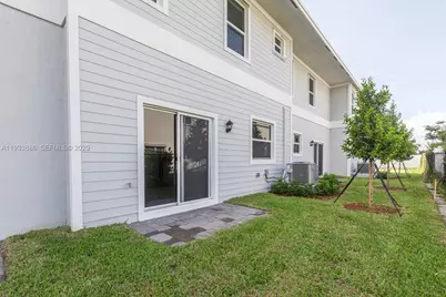 1780 SE 9th Ave, Homestead, FL 33034 - Photo 13