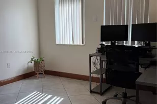 1055 NE 85th St, Miami, FL 33138 - Photo 19