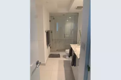 500 Brickell Ave #1507, Miami, FL 33131 - Photo 17