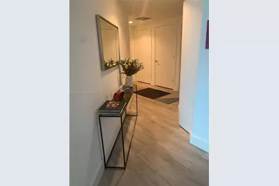 500 Brickell Ave #1507, Miami, FL 33131 - Photo 3