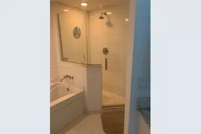 500 Brickell Ave #1507, Miami, FL 33131 - Photo 15