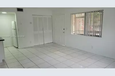 2042 NW 43rd Ter #1, Lauderhill, FL 33313 - Photo 5