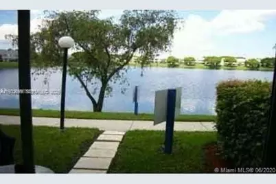 3421 NW 44th St #204, Oakland Park, FL 33309 - Photo 9