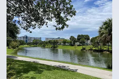 4200 Hillcrest Dr #802, Hollywood, FL 33021 - Photo 23